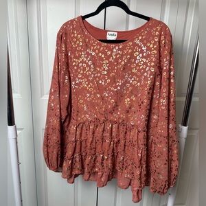 Arula top
